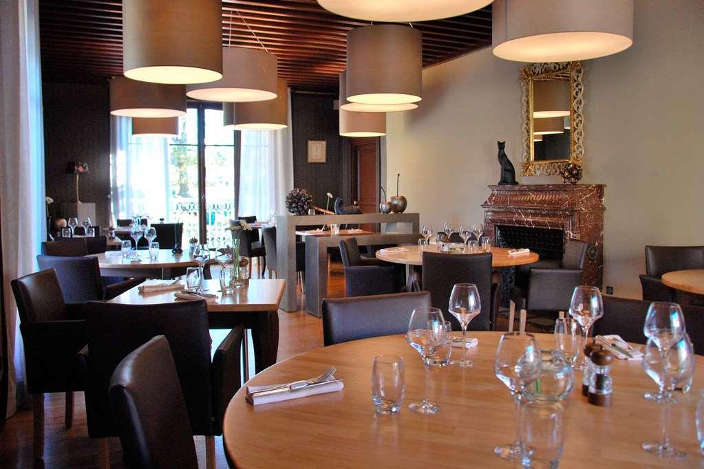 Le Clos De Bourgogne มูแล็ง ร้านอาหาร รูปภาพ
